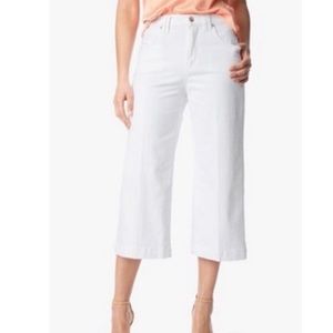 7 For All Mankind White Wide-Leg Dojo Crop Jeans 27 (Runs Small)